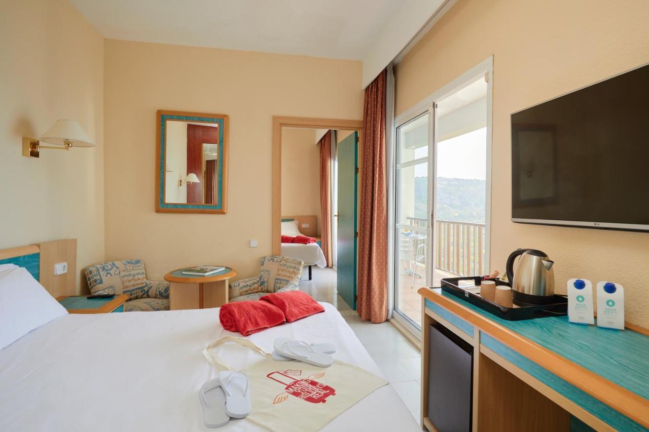 Sol Milanos Pingueinos Hotel Son Bou Exterior photo
