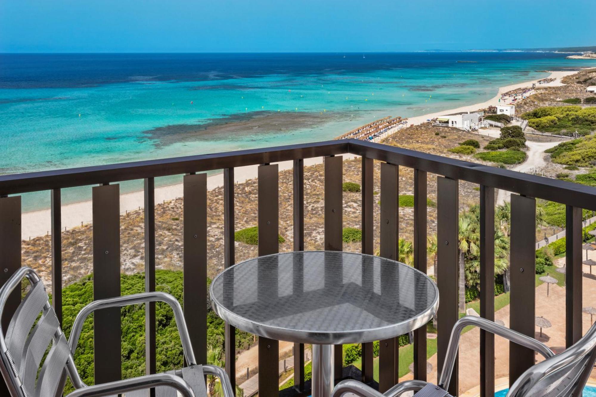 Sol Milanos Pingueinos Hotel Son Bou Exterior photo