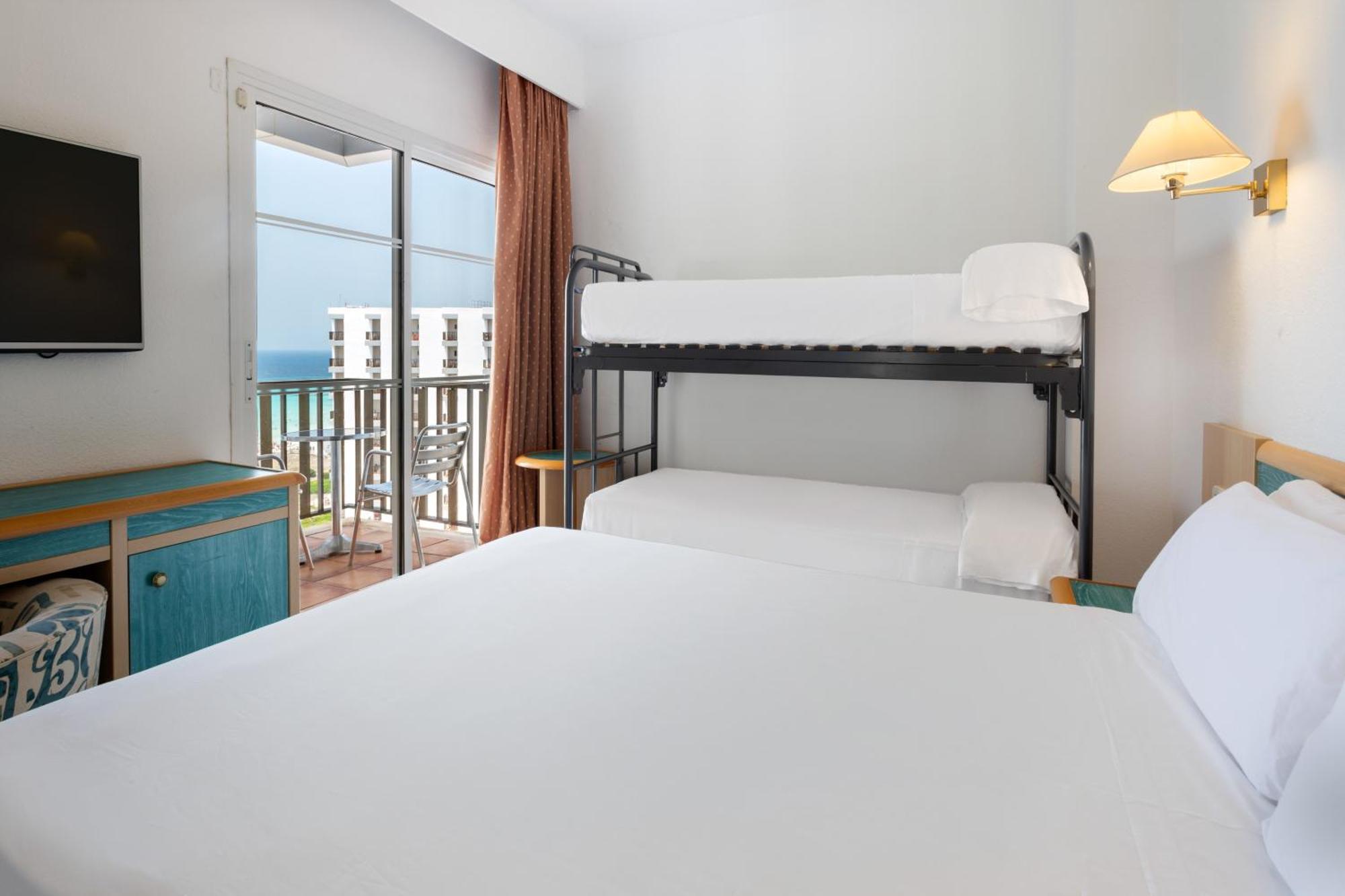 Sol Milanos Pingueinos Hotel Son Bou Exterior photo